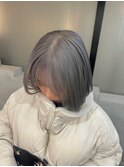 透けるグレー