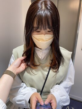 アヴァンスアンス 広島袋町店(AVANCE.ens) インナー × オレンジ