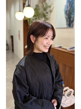 エラ(Ella) シースルーバングボブ