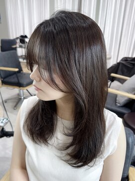 ジーナ 福岡天神(Zina) 韓国風顔周りカット