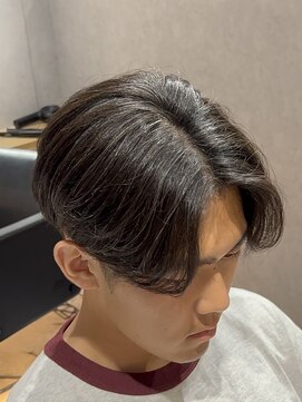 エデアンルクラ 下通(EDEAN Leclat) 熊本メンズヘア　ナチュラルセンターパート