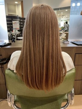 アウラ(AURA) 盛岡駅ブリーチカラーハイトーンカラー顔周りレイヤーカット◆