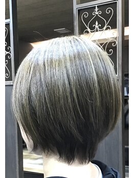 リアンヘアー フラット(Lien hair flat)の写真/お一人おひとりの髪やクセを見極めてカット☆伸びてきても扱いやすいヘアスタイルへ!