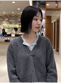 □切りっぱなしボブ／外ハネボブ