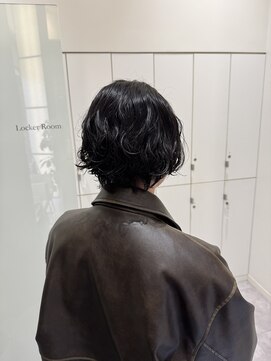 シュールドゥー(SUR DEUX) ショートボブ×パーマ