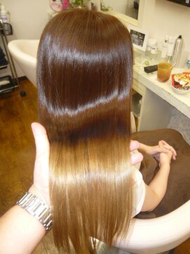 エムスリーディーサロン アクトヘアー(M3D Act Hair) パールアッシュグラデーション