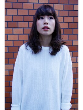 ヘアメイク マルナ 大通店(HAIR MAKE MALUNA) ミディアムレイヤースタイル