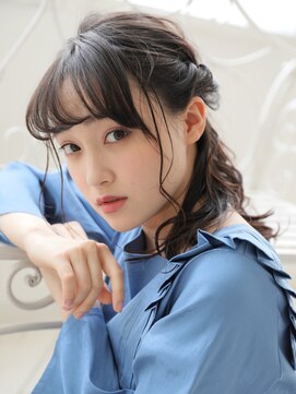 ショコラ ウメダ(Chocolat UMEDA) #透明感黒髪ロング#ハーフアレンジ#ショコラ梅田