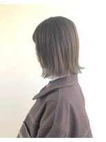 ヘアメイク オブジェ(hair make objet)&nbsp;ハイトーンベージュの切りっぱなしボブ