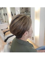 ヘアー＆フェイス ヤマ　ｈａｉｒ＆ｆａｃｅ　Ｙａｍａ&nbsp;脱白髪染めカラー。