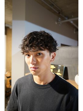 キュー(Cue_) 無造作ニュアンススパイラルメンズマッシュパーマ 3【影山】