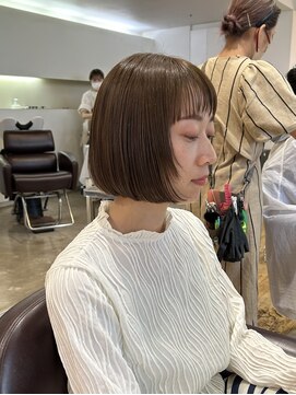 ルッツ(Lutz. hair design) ミニマムボブ[犬山良慈]