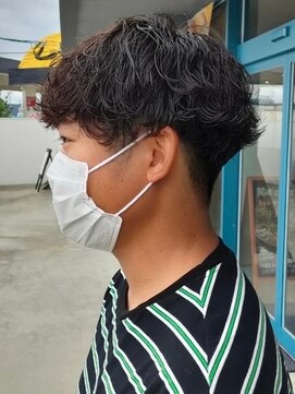 リット×ベリエ(Lit.×belier) メンズパーマスパイラルパーマツイストパーマ波巻きパーマ30代