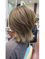 ラディシュ さがみ野(RADISH)&nbsp;20代30代40代ロングウルフインナーカラーグレージュ