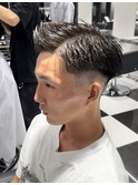 ベリーアップバングスパイキーショートツーブロック
