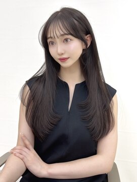 アフロートリノ(AFLOAT Leino) レイヤーカット　ストレートヘア　ワンカール