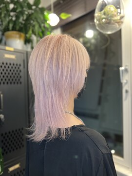 ヴァイス 渋谷店(VAICE) ホワイトピンク/ケアブリーチ2回/ウルフカット