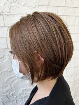 ロックス ヘアー ギャラリー(Rocks hair gallery) 大人女性におすすめ!ショートボブ × 髪質改善カラーでツヤ髪へ
