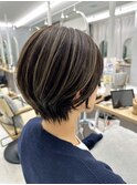 ショート×白髪ぼかしハイライト#ハイトーン#グレージュ
