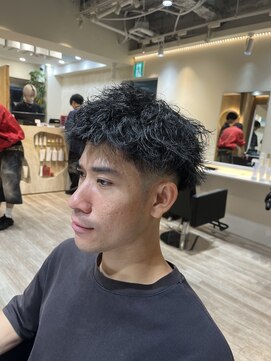ルースト 渋谷店(ROOST) ［セットを楽にする！］短髪パーマ