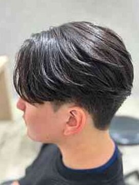 アッシュ 高幡不動店(Ash) ツーブロック束感ニュアンス黒髪センターパート