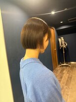 メラク(Merak)&nbsp;美シルエットの艶コンパクトボブ