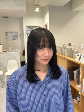 ネオリーブウリ 二子玉川店(Neolive uri) ミディアムヘア暗めカラーデザインカラーフェイスフレーミング