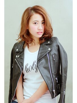 イグレックビス(igrek bis) IGREKBISジグザグバング×ブルージュ×3Dカラー×ミニマムボブ