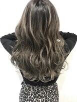 シー ヘアーワークショップ(See HAIR WORK SHOP)&nbsp;【リアル外国人スタイル】プラチナベージュバレイヤージュ♪