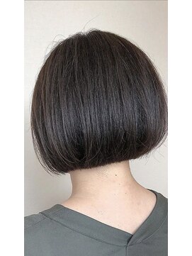 アミル(AMIL) ボブスタイル