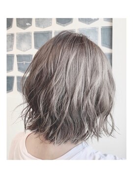 アンドリープ(&LEAP) grey × beige