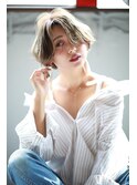Chlom☆新宿 ハイライトベージュイルミナカラーハンサムショート