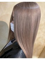 ユニーク(UniQ)&nbsp;ミルクティー×ダブルカラー×髪質改善トリートメント