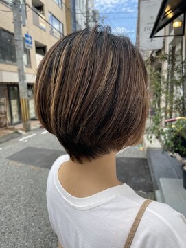 ヘアーシグネチャー(Hair Signature) 20代/30代/小顔/大人可愛い/ショート/くびれショート