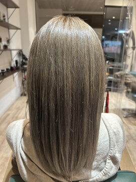 サラ(sarah) ミルクティーベージュ