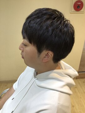 エイチエアー アルファ H'air alfa つつじヶ丘北口店 横が立つひとのナチュラルツーブロック