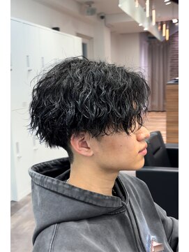 ルースト 京都四条大宮店(ROOST) 色気溢れる ''ツイスパ×センターパート