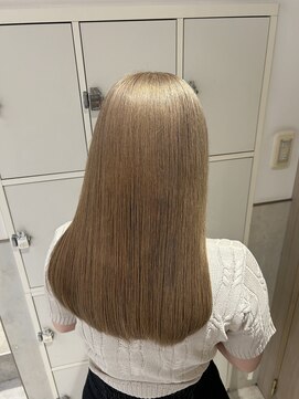 フリーラ 表参道(freera) ハイトーンベージュ