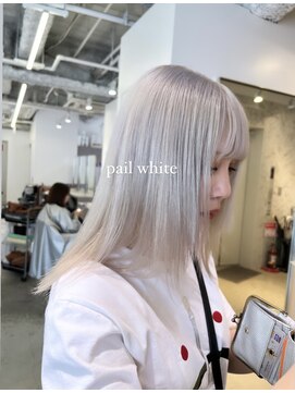 エイト 神戸三宮店(EIGHT) ペールホワイト