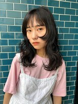 ダンボ(DUMBO)&nbsp;ステップカット  姫カット　暗髪　艶カラー　レイヤーカット