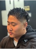 メンズパーマ理容室バーバースタイルスーツ流行ビジネスショート
