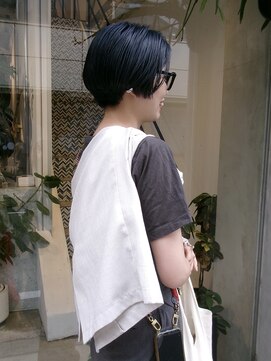 オムズドット(om's dot) ブルーブラック ダブルカラー 大人ショート ハンサムショート