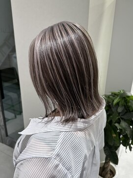 アテバイルイス 喜連瓜破(ATE by luis) ◎アンブレラ/シルバー/ボブ