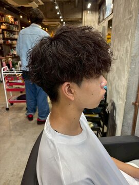 カーニー 北千住(kearny) メンズカットパーマ/ニュアンスパーマ/フェザーパーマ[北千住]