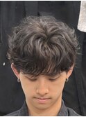 韓国へアカルマパーマワックスなしセンターパート黒髪ウルフ