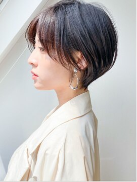 リタ 枚方(Rita) 20代30代冬向け◎ココアベージュの暗めショートで透明感