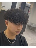 スペインカール　ツイストスパイラル眉カットメンズパーマ