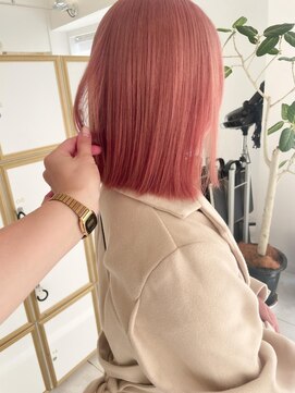 ぱつっとbob×2ブリーチピンクベージュ