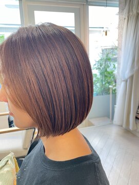 DAMANI 表参道 髪質改善/ヘッドスパ/ハイライト/白髪染め/白髪ぼかし/縮毛矯正 似合わせカット/ミディアムレイヤーカット[表参道駅]