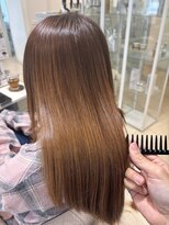 アルブル エト シミー(Arbre et chimie)&nbsp;ミルクティーブロンド/ダークブルー/デジタルパーマ/東村山